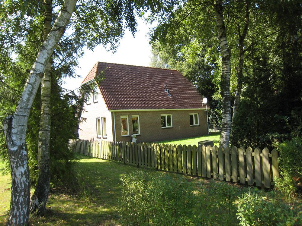 Vakantiepark De Bronzen Eik Sellingen Esterno foto