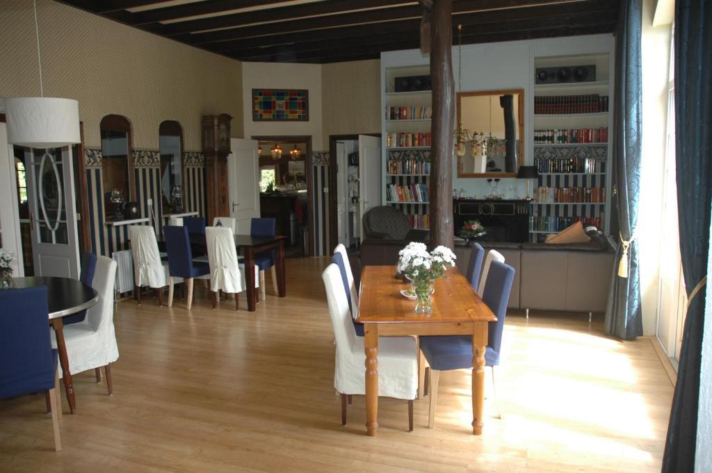 Vakantiepark De Bronzen Eik Sellingen Esterno foto