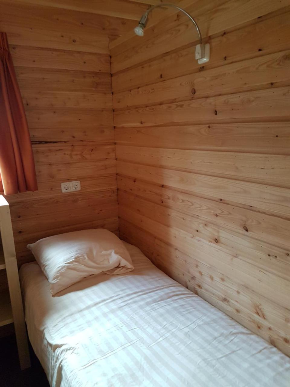 Vakantiepark De Bronzen Eik Sellingen Esterno foto